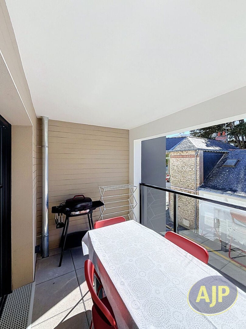 Appartement D 168 à Méry-ès-Bois