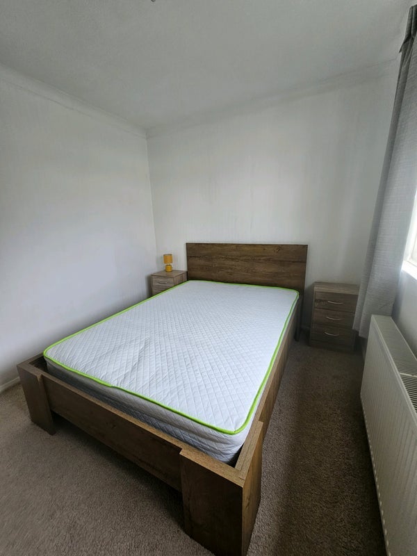 Room Rosgill Drive in Leeds