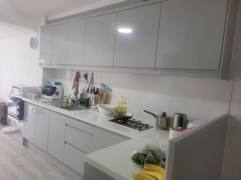 Room Lebanon Road in Greater London