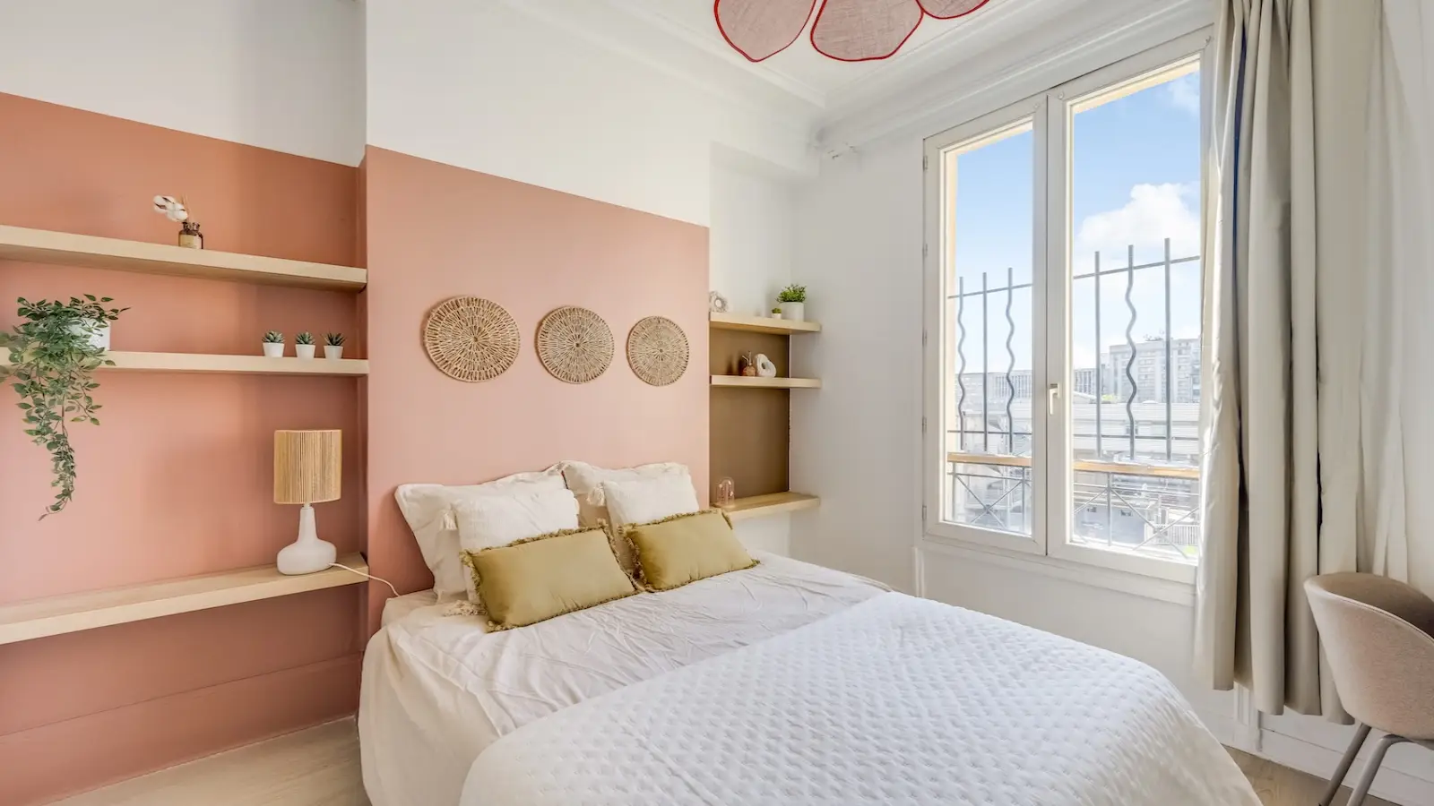 Room Rue du Faubourg Saint-Denis in Paris