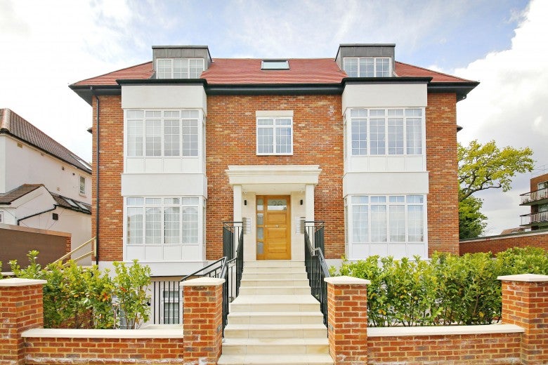 Flat Kingsley Way in Greater London
