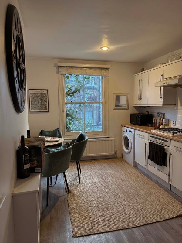 Room Marney Road in Greater London