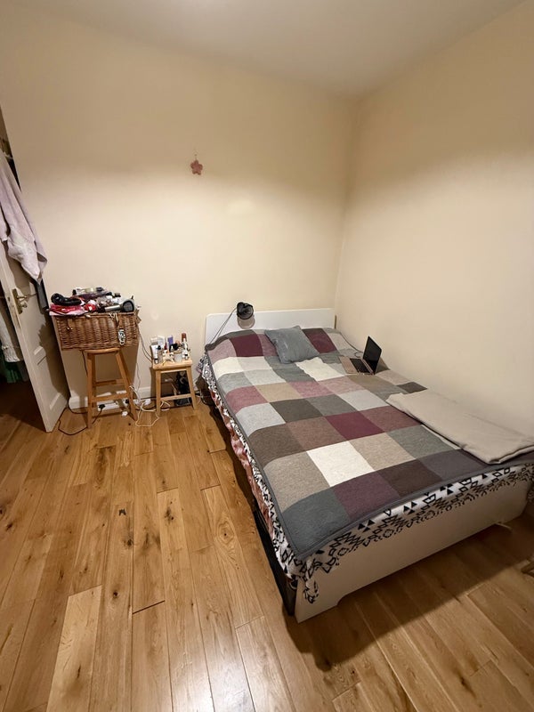 Room Collier Street in Greater London