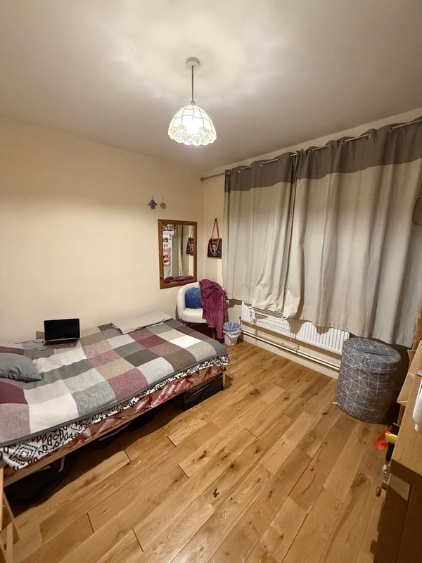 Room Collier Street in Greater London