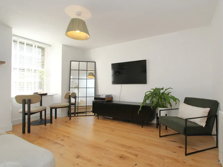 Flat Belford Road in City of Edinburgh