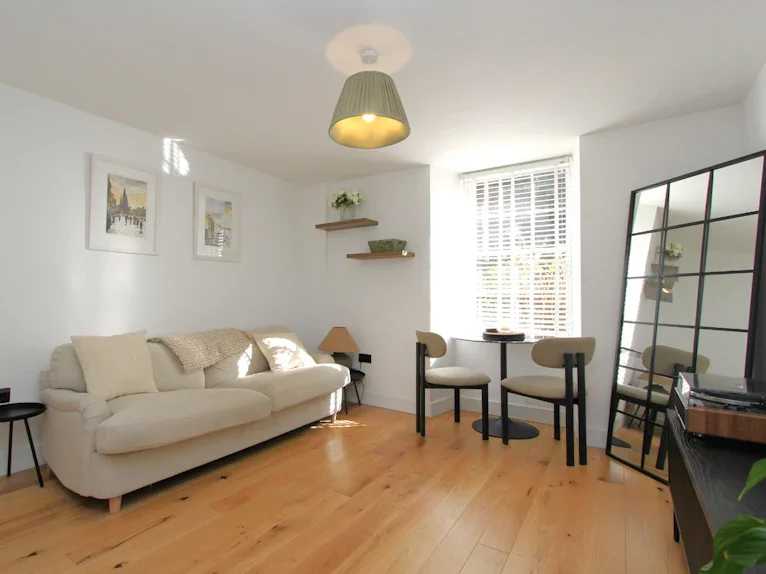Flat Belford Road in City of Edinburgh