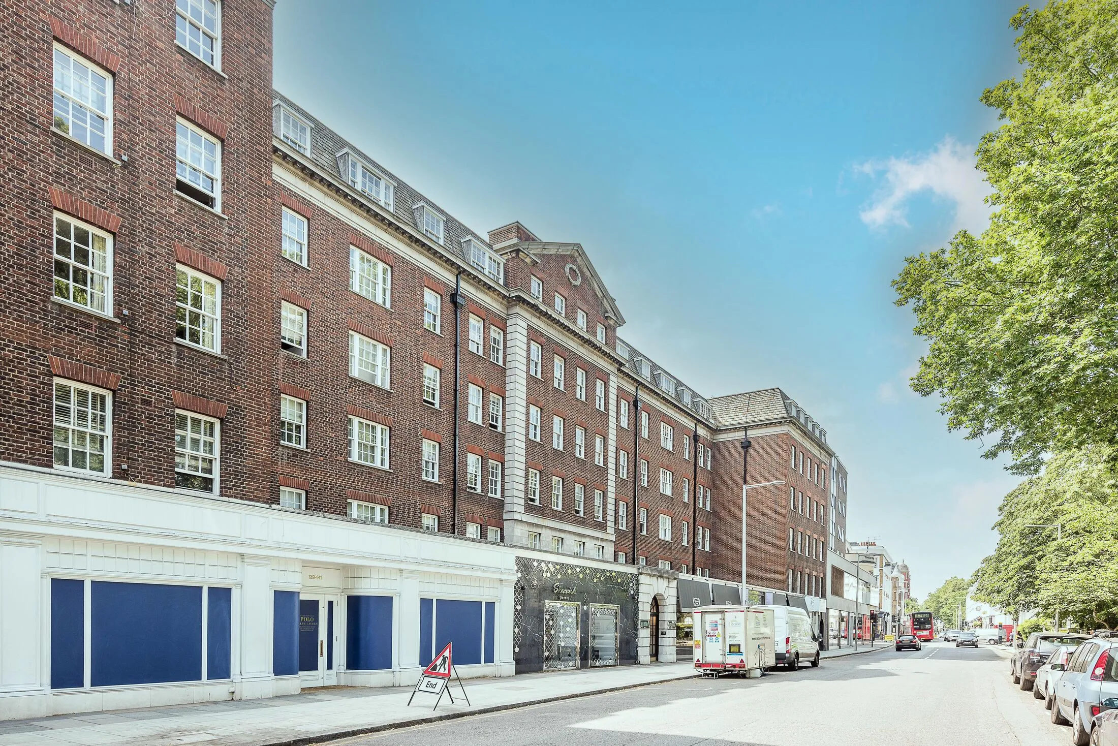 Flat Fulham Road in Greater London