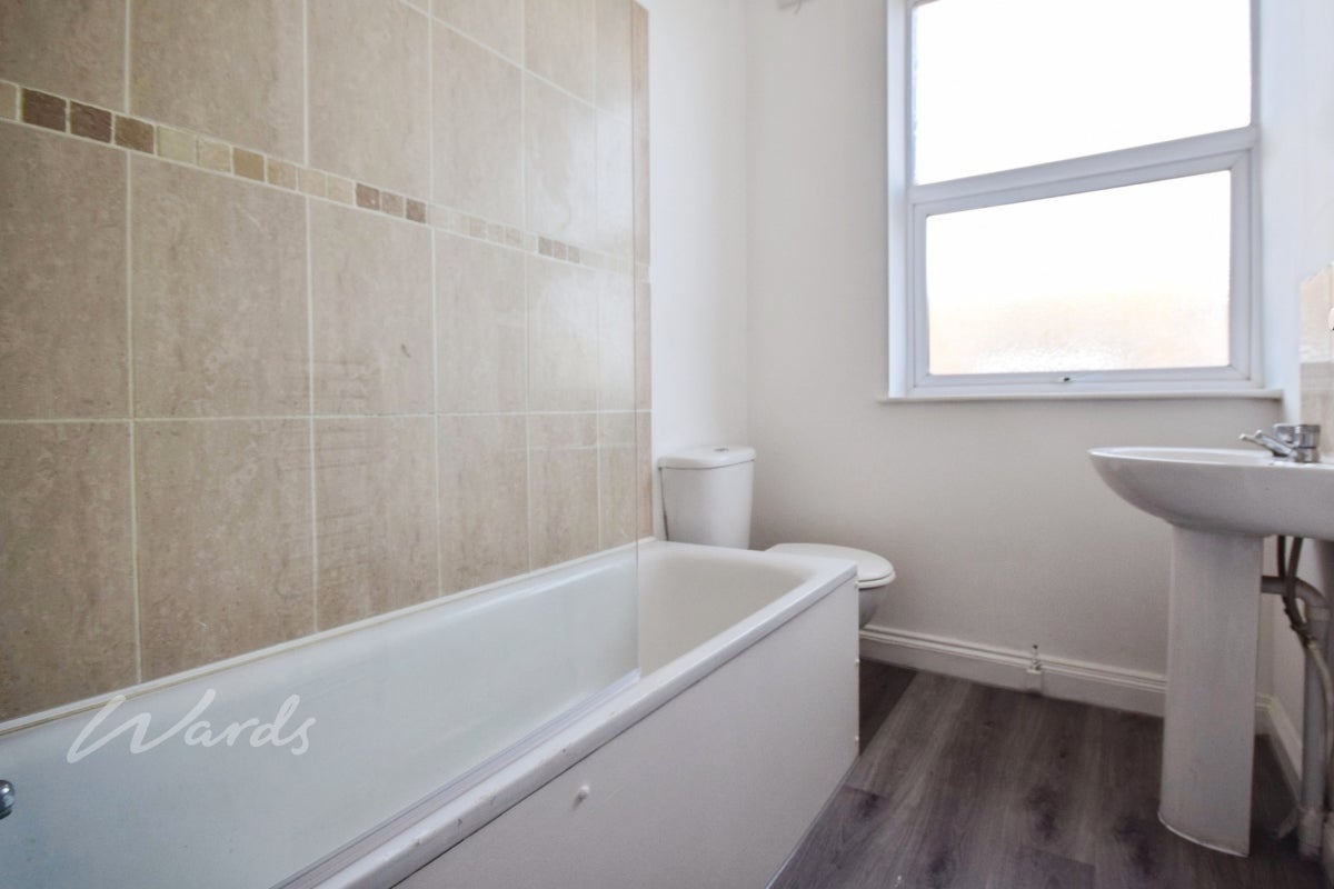 Flat Athelstan Road in Thanet