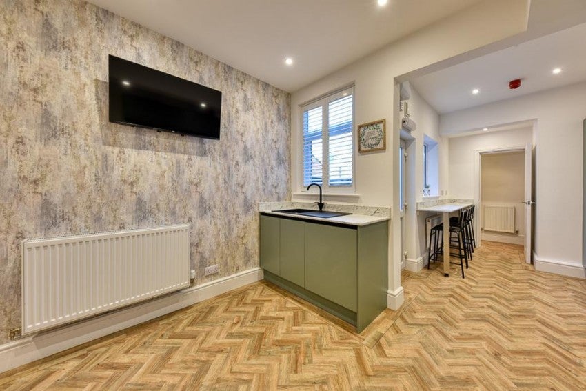 Room Chestnut Grove in Nottingham