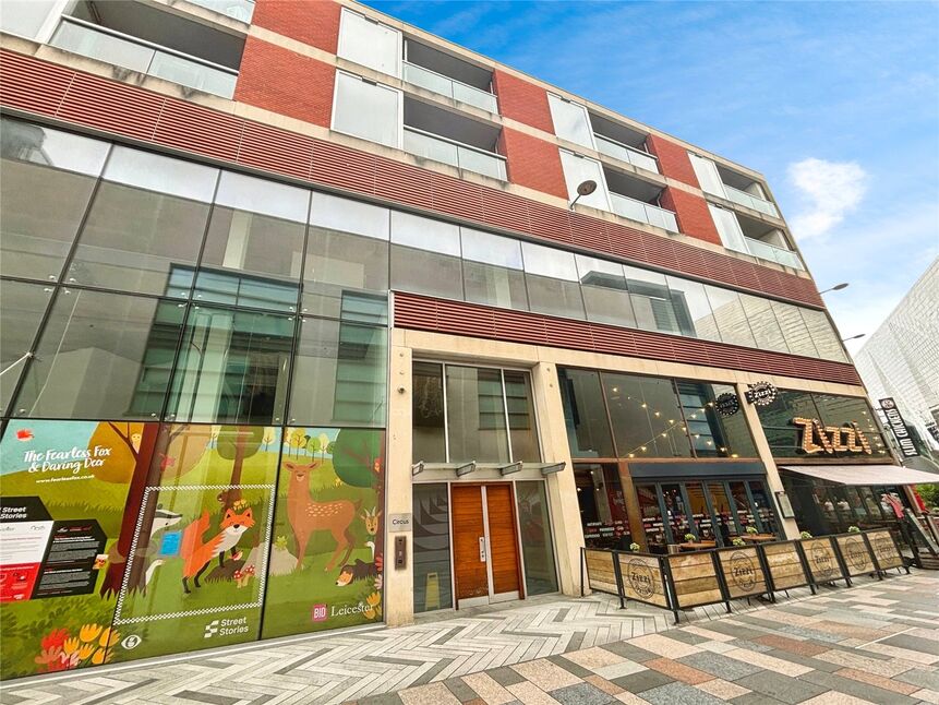 Flat Freeschool Lane in Leicester