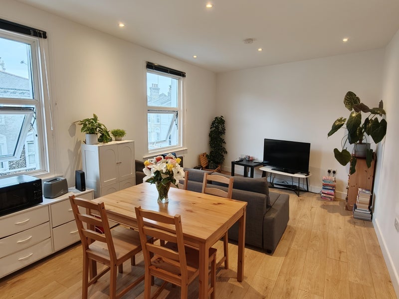 Room Southolm Street in Greater London