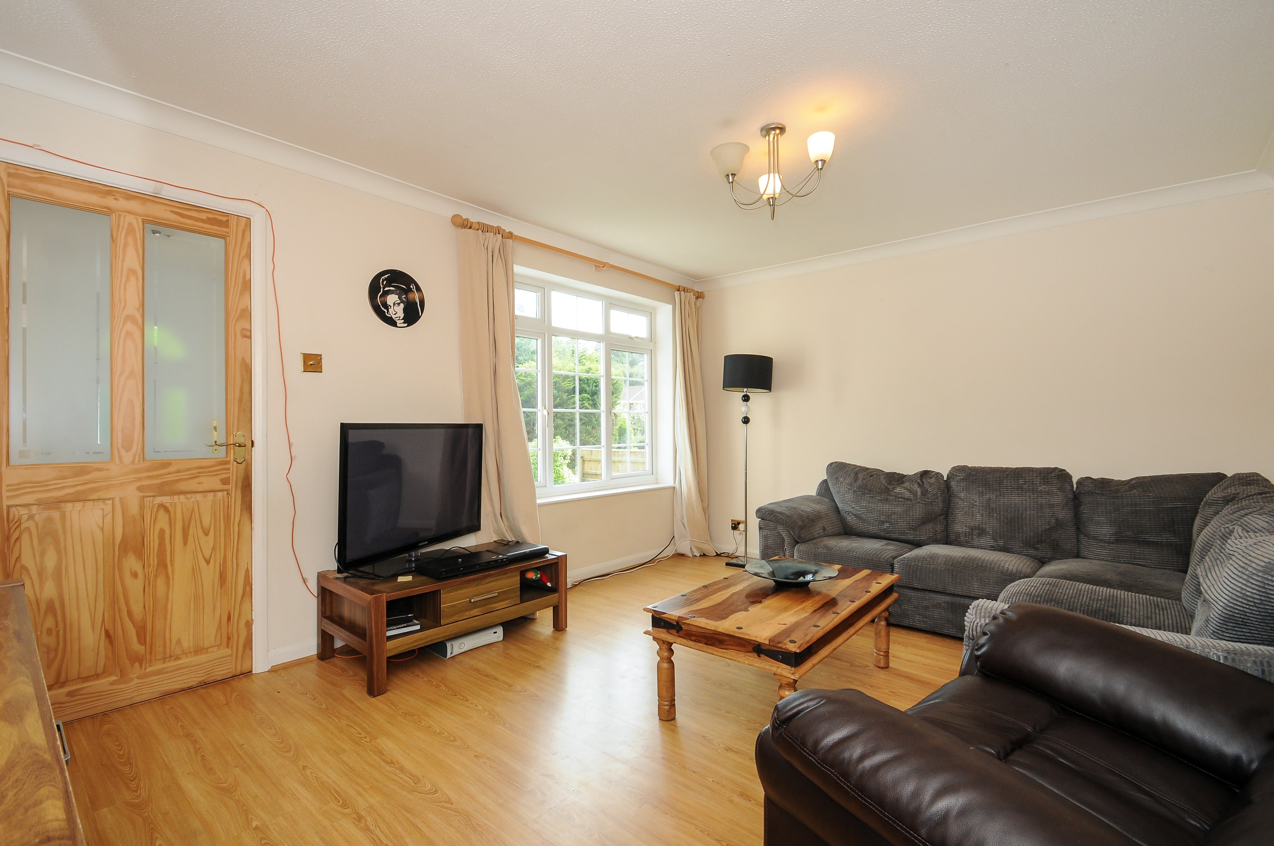 House Samber Close in New Forest