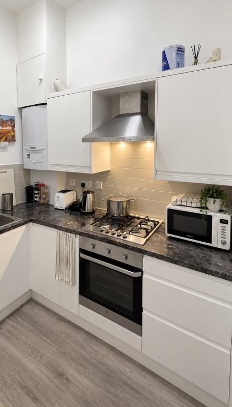 Room Uxbridge Road in Greater London