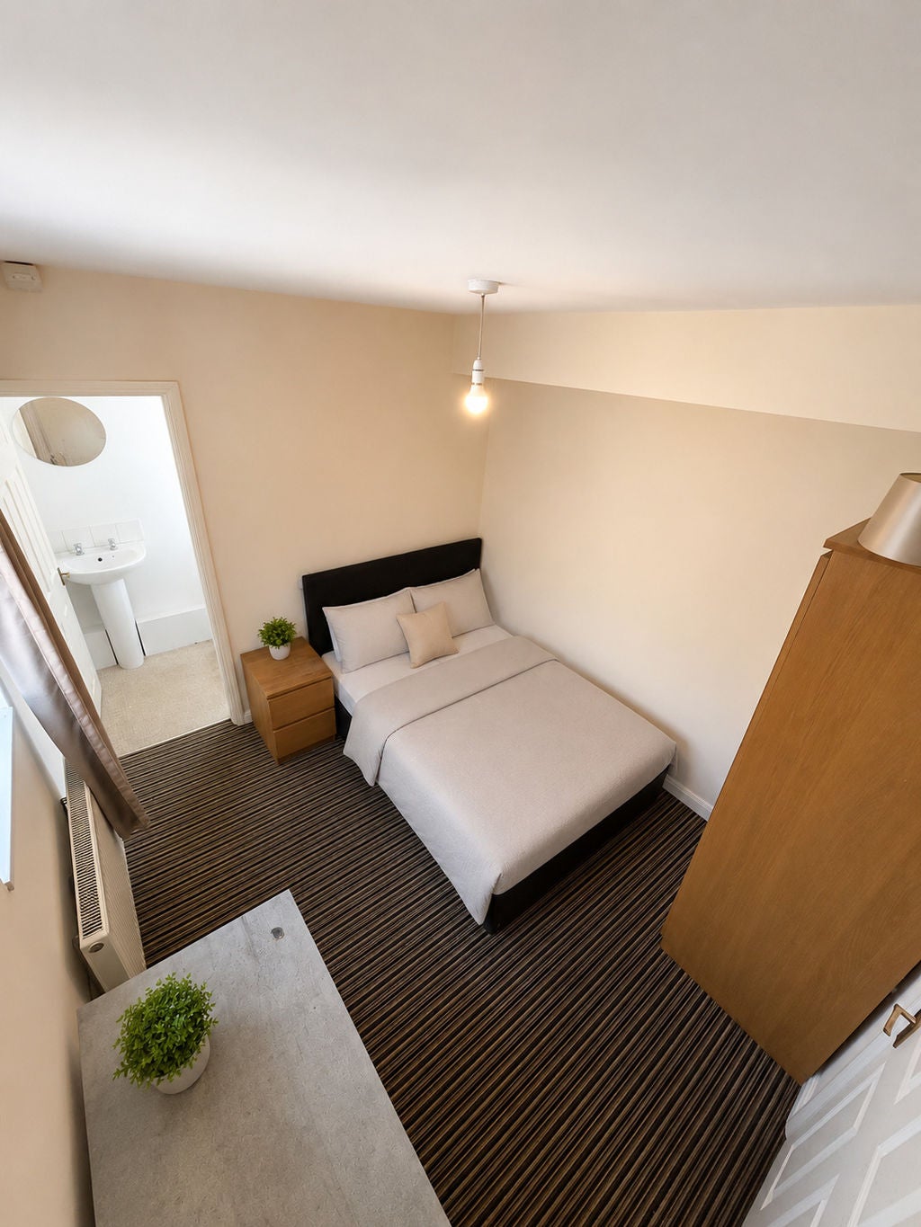 Flat Lime Street in Ashfield