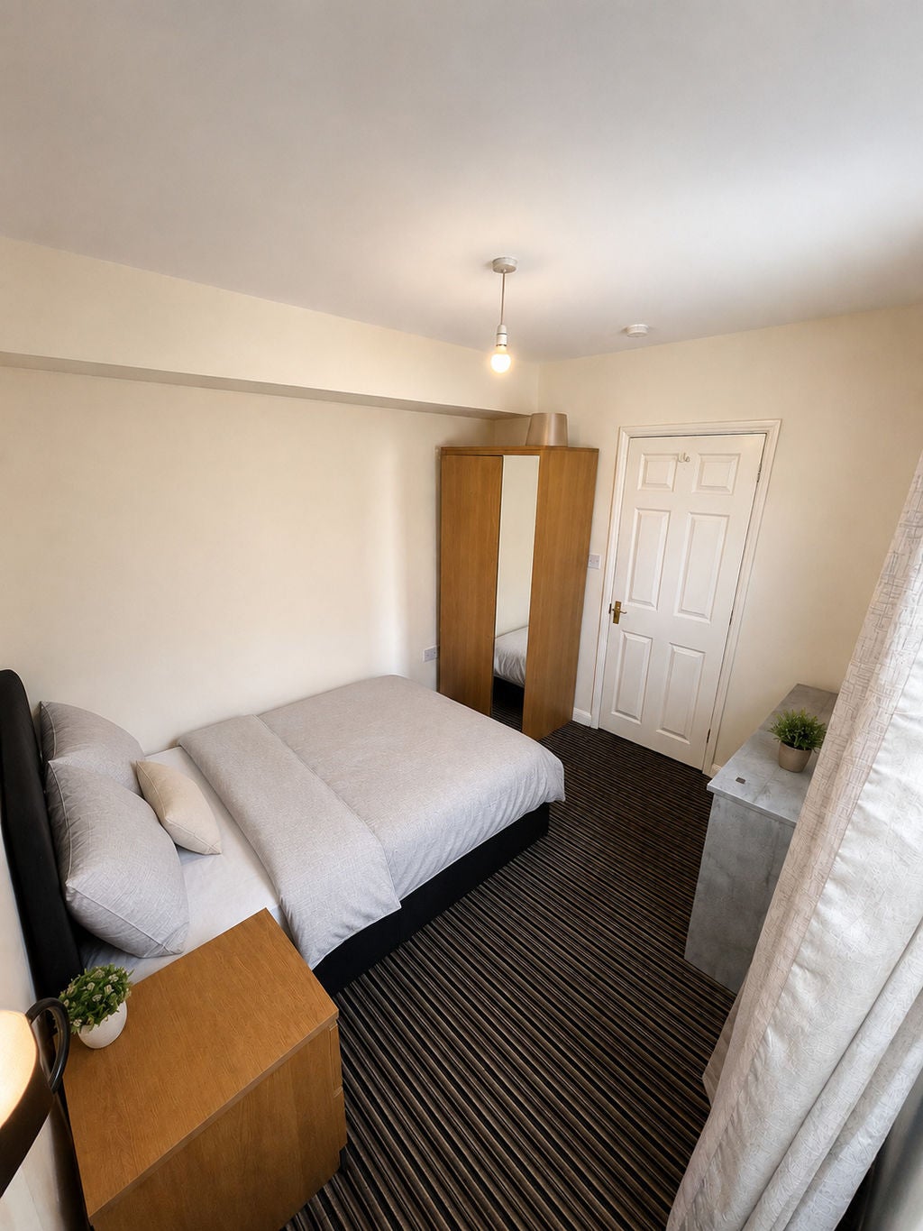Flat Lime Street in Ashfield