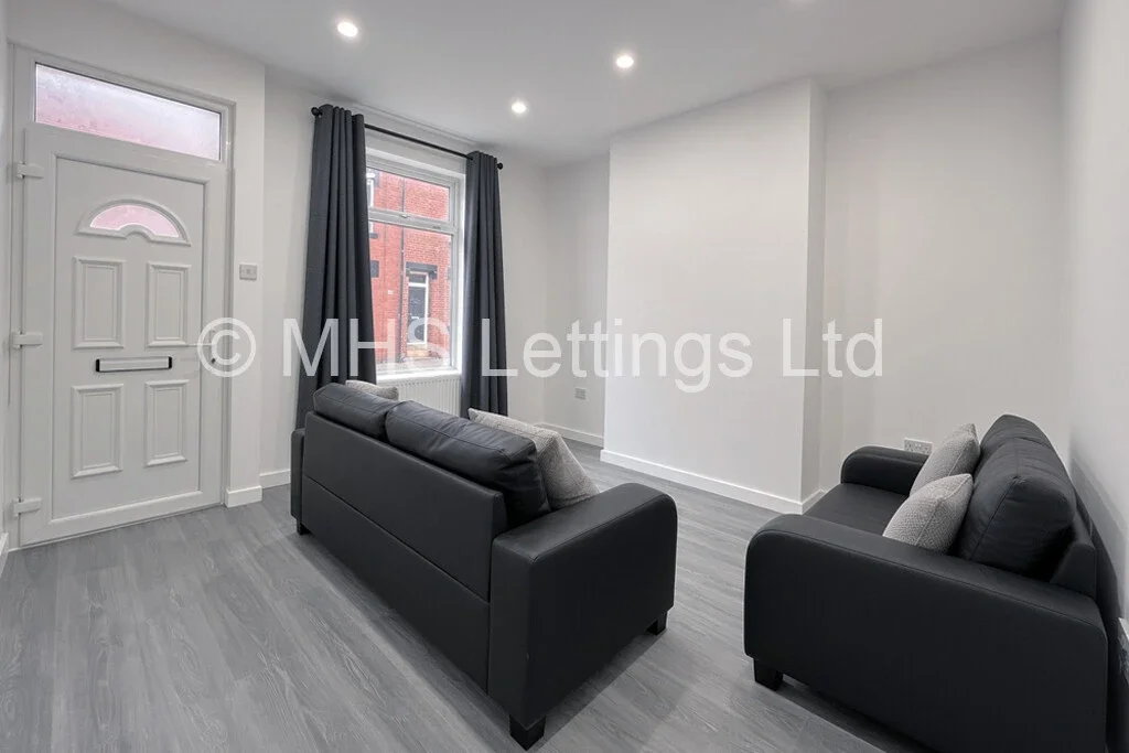 Flat Back Welton Place in Leeds