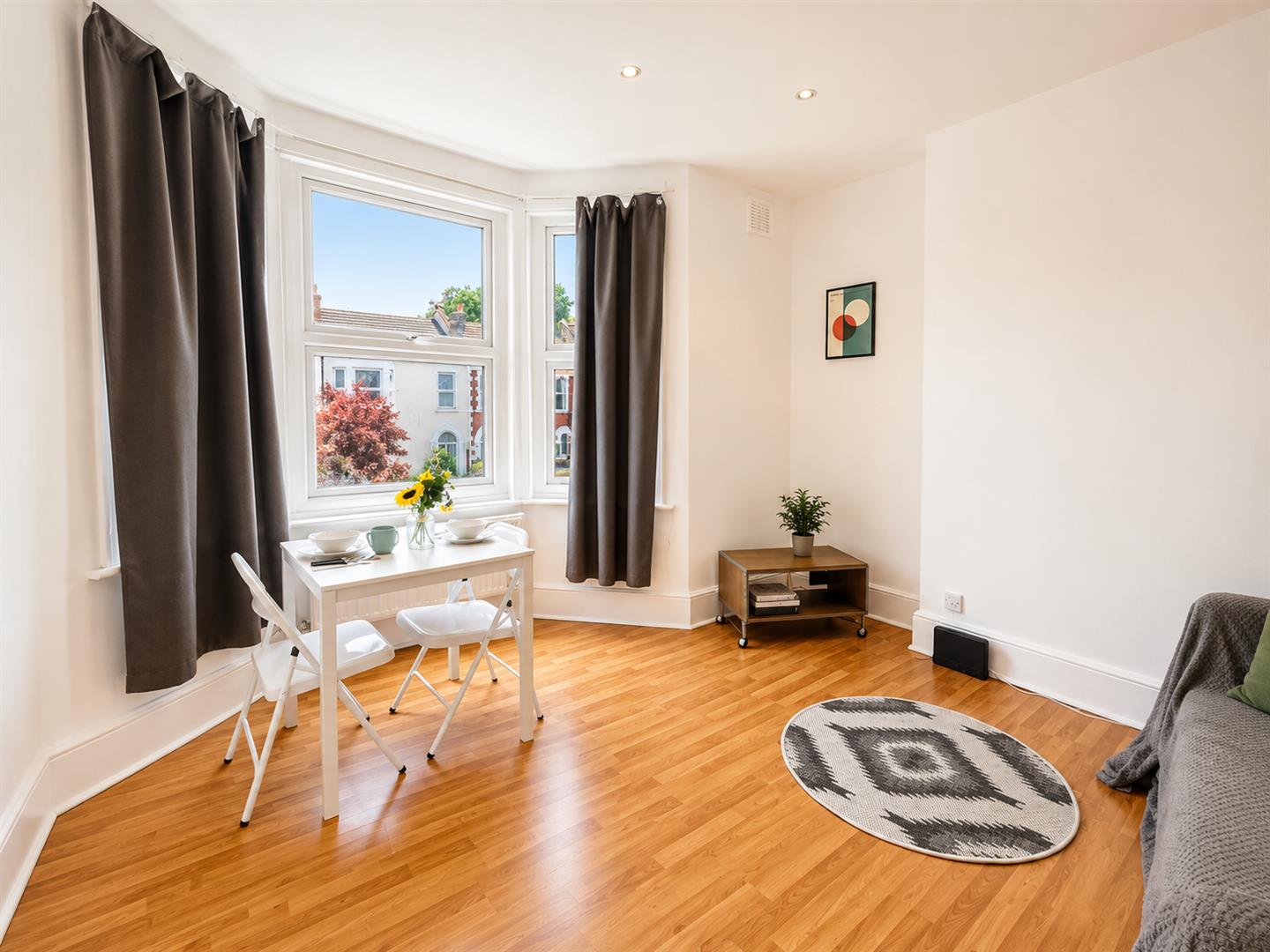 Flat Hafton Road in Greater London