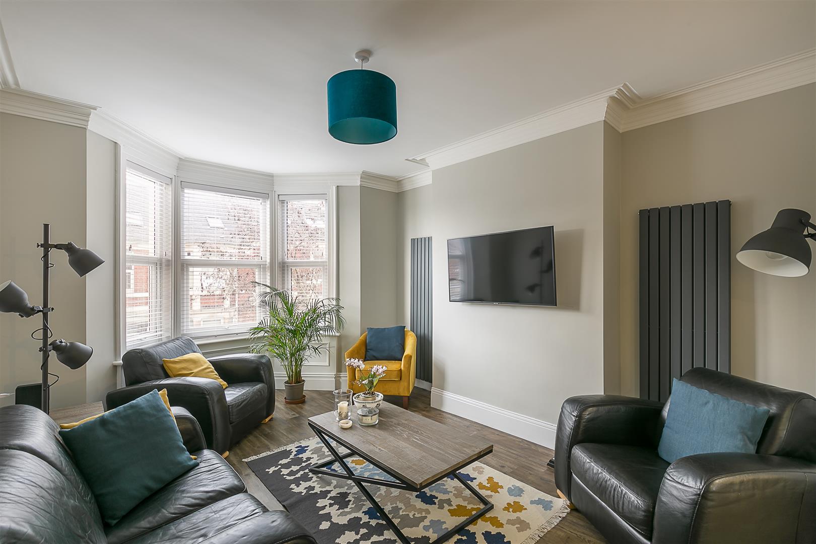 Flat Amble Grove in Newcastle upon Tyne