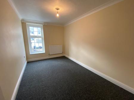 Flat Eastcott Hill in Swindon