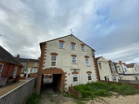Flat Eastcott Hill in Swindon