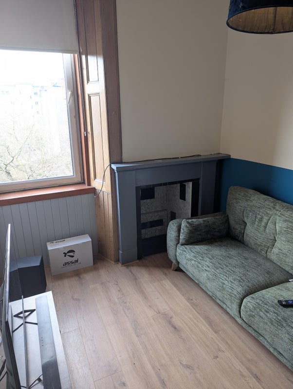 Room Byres Road in Glasgow