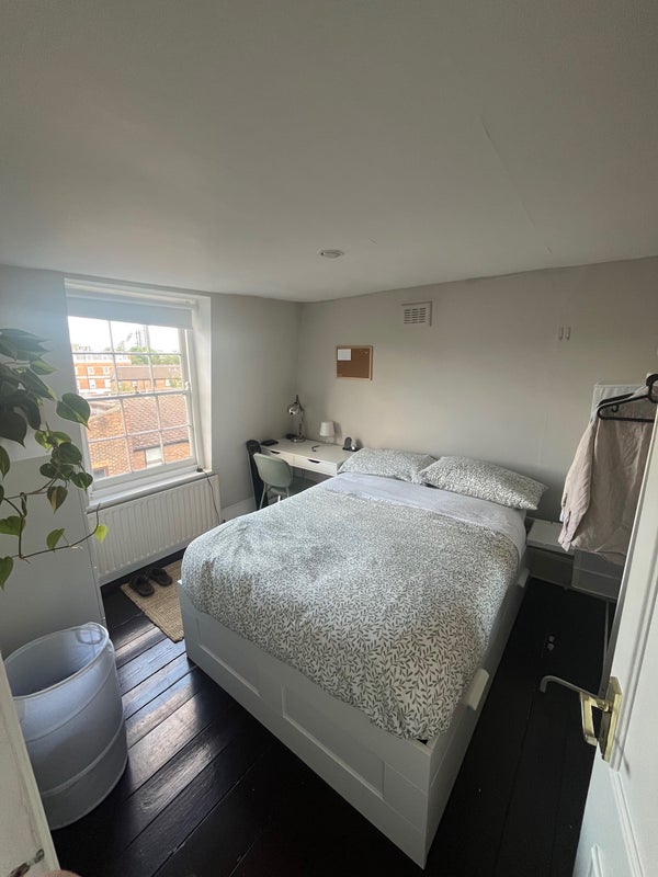 Room Barnsbury Road in Greater London