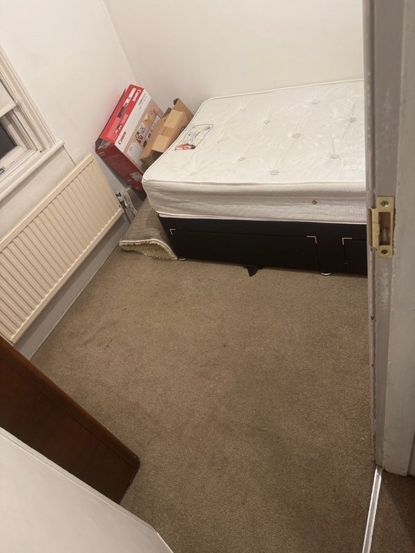 Room Regina Road in Greater London