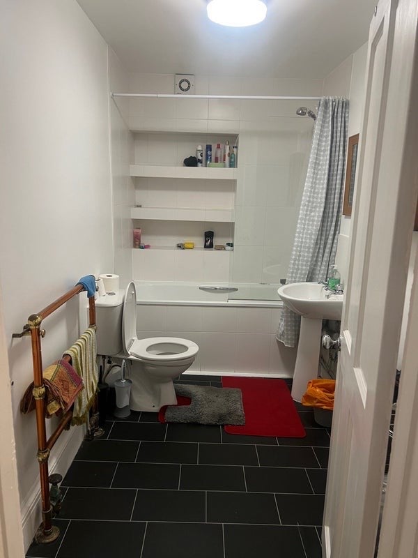 Room Regina Road in Greater London