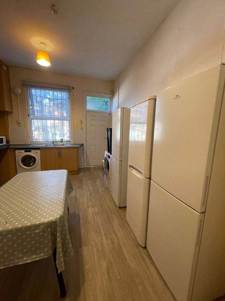 Room Lord Terrace in Leeds