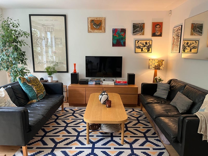 Room Century Yard in Greater London
