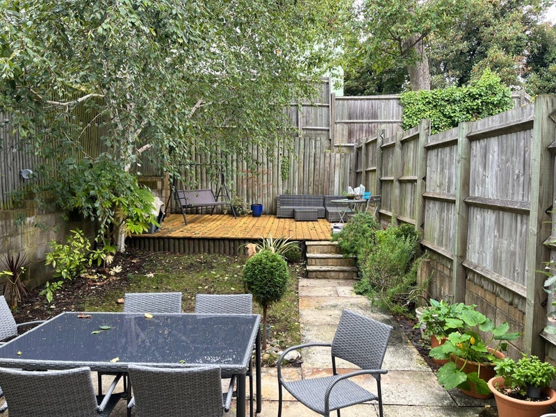 Room Century Yard in Greater London