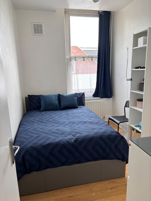 Room Portland Avenue in Greater London