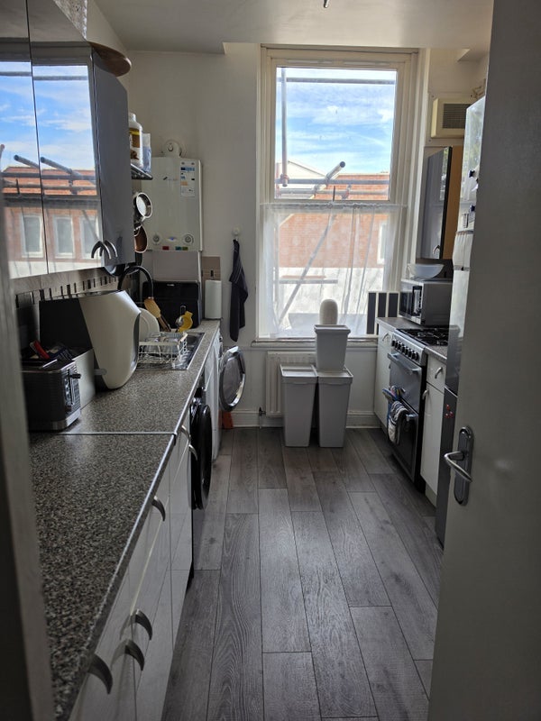 Room Portland Avenue in Greater London