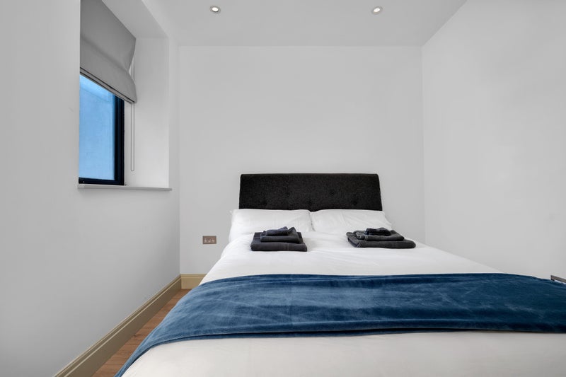Flat York Road in Greater London