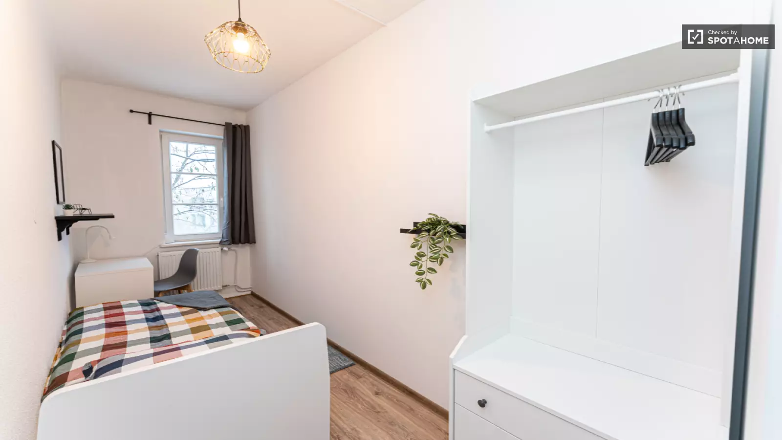 Wohnung Wilsnacker Straße in Berlin