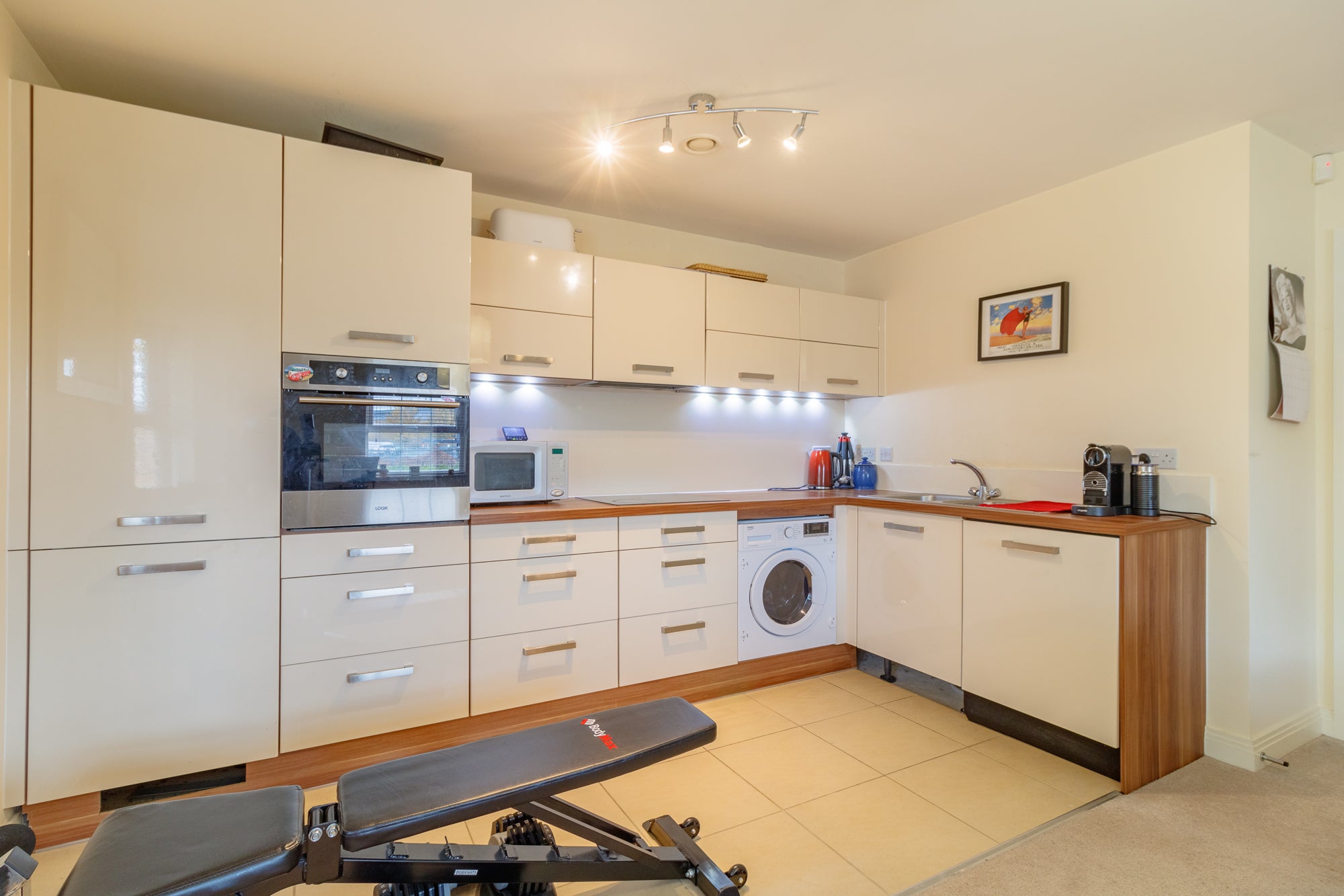 Flat Ashville Way in Wokingham