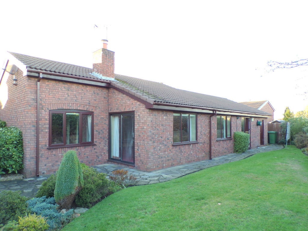 Flat Brancote Mount in Birkenhead