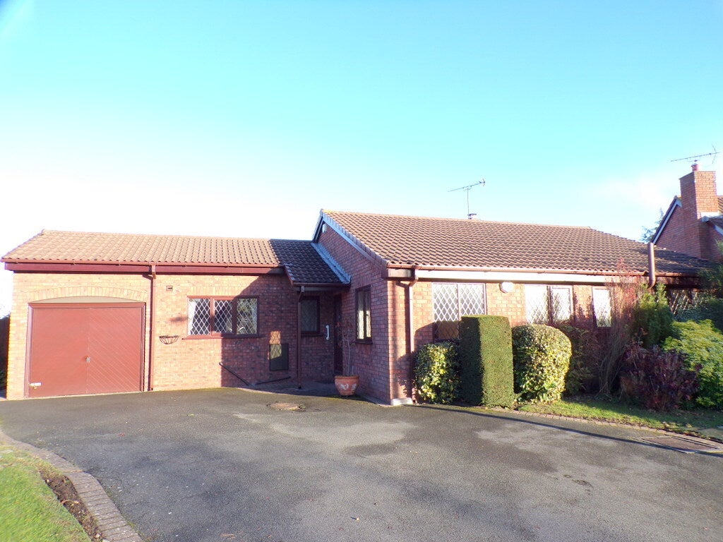 Flat Brancote Mount in Birkenhead