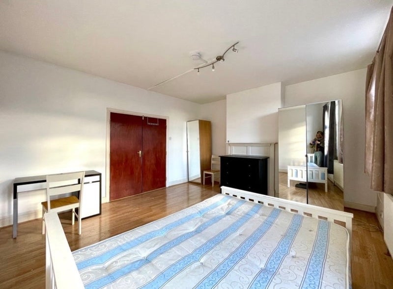 Room Frognal in Greater London