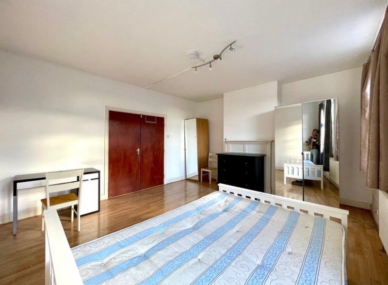 Room Frognal in Greater London