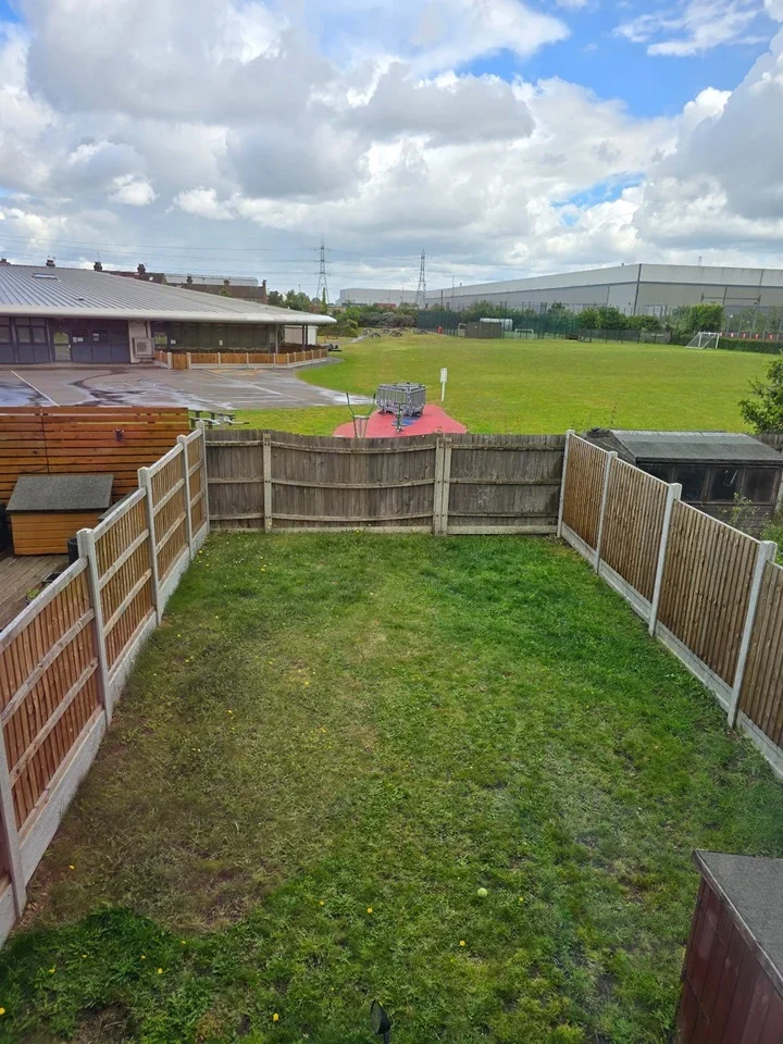 House Schoolfield Road in Thurrock