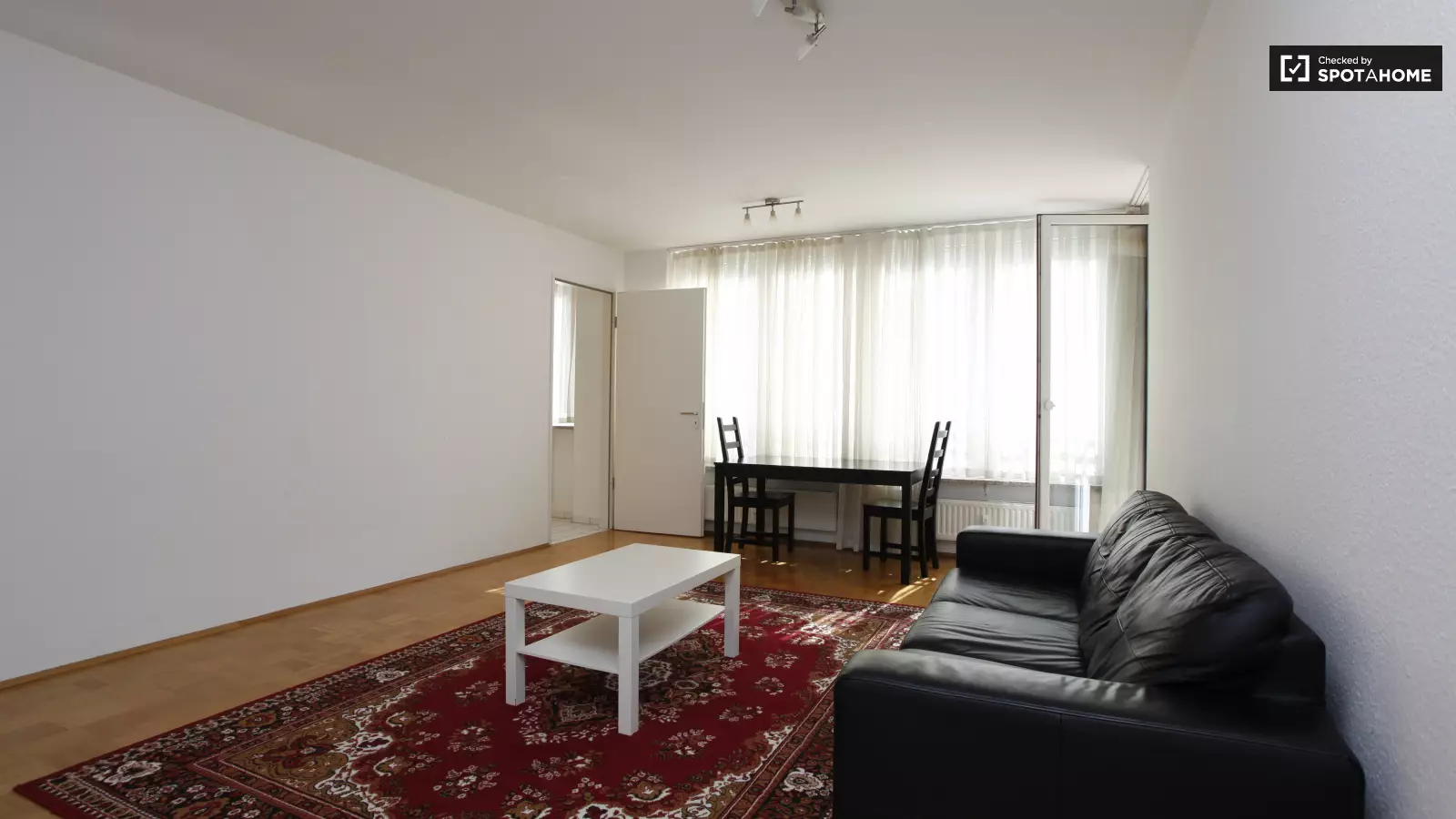 Wohnung Kreuznacher Straße in Berlin