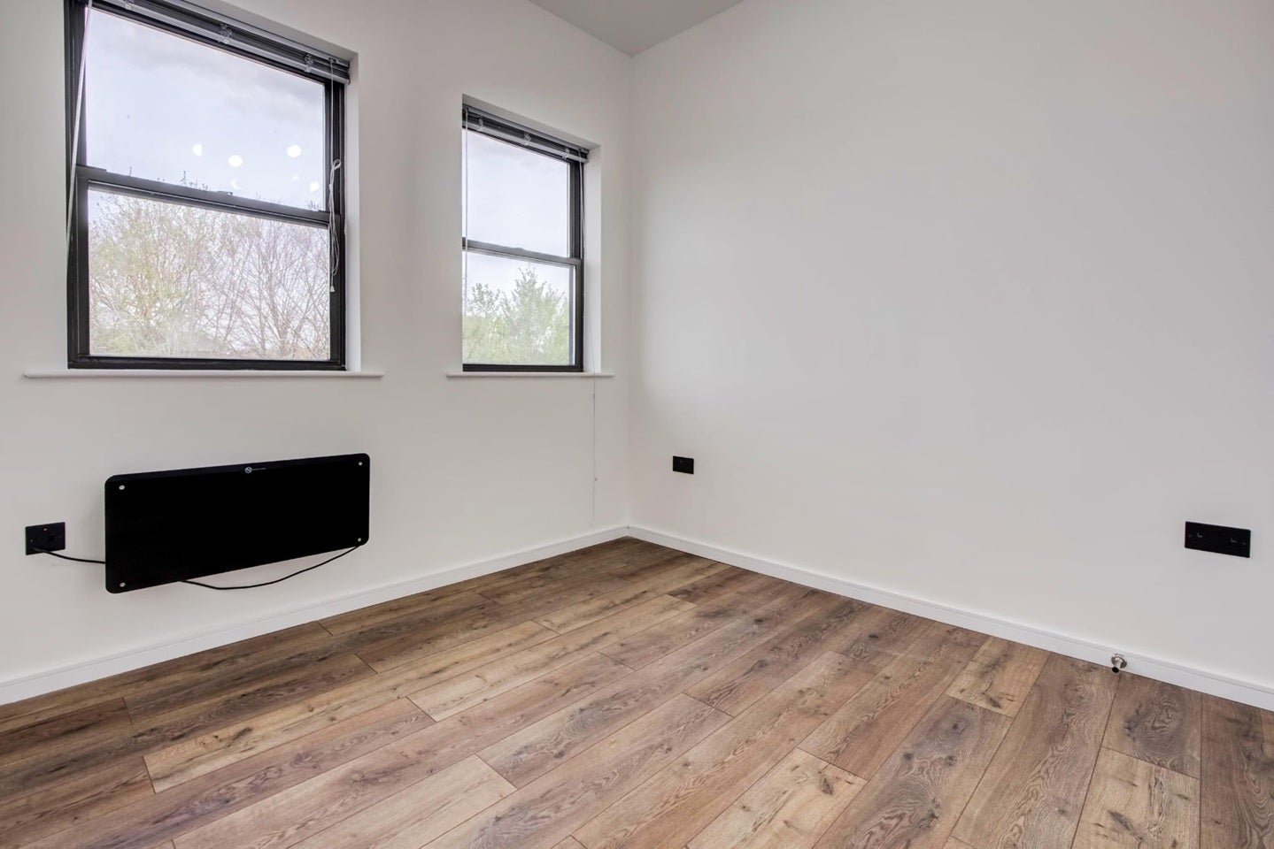 Flat Glebe Road in Chelmsford