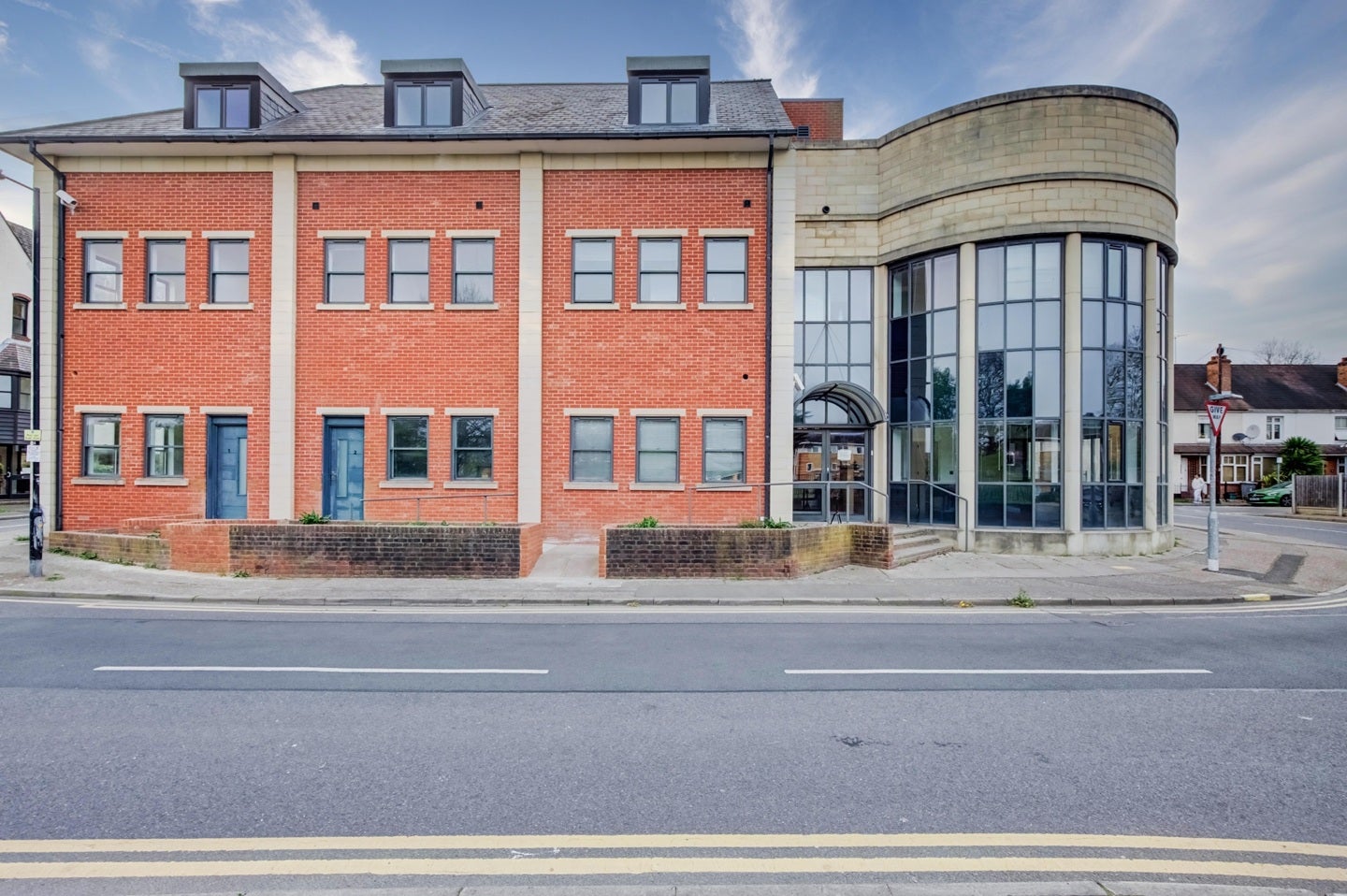 Flat Glebe Road in Chelmsford
