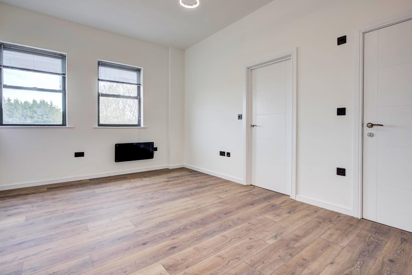 Flat Glebe Road in Chelmsford