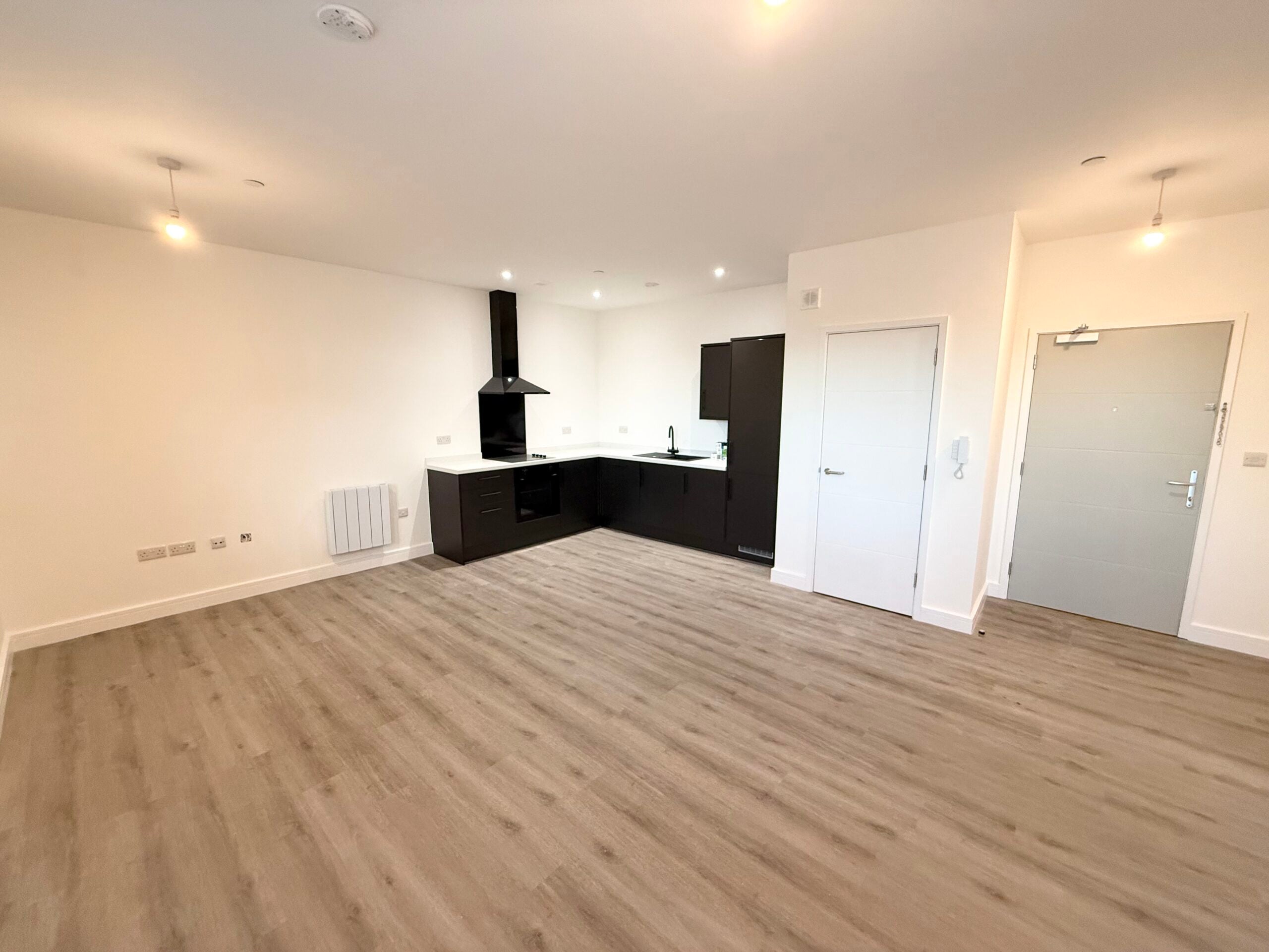 Flat Oundle Road in Peterborough