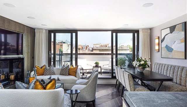 Flat Prince of Wales Terrace in Greater London