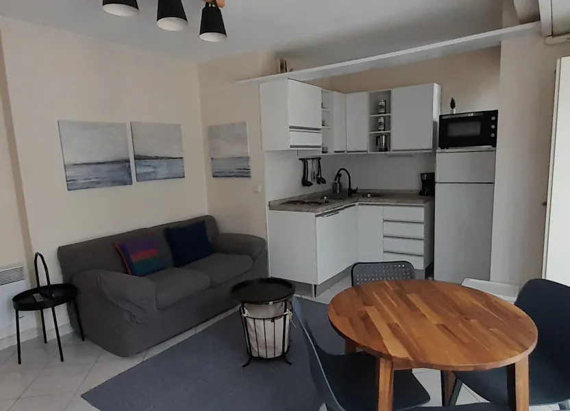 Room Boulevard Carabacel in Nice