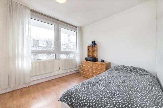 Flat Robert Street in Greater London