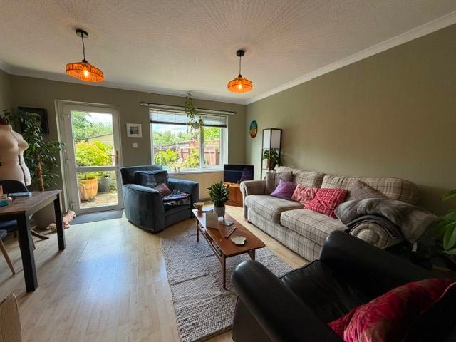 House Chytroose Close in Helston